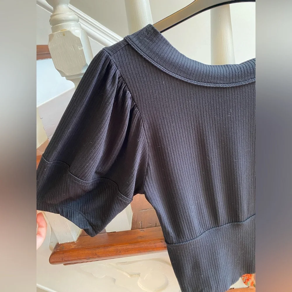 Black Open Back Ribbed Women's Top - Picture 3 of 5